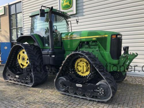 John Deere 8210 tekniska specifikationer och recensioner